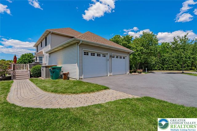 3110 Highland Drive, Palmer Twp, PA 18045