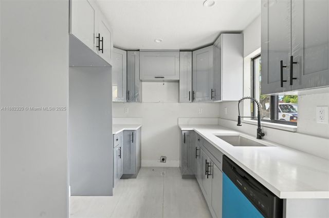 10340 NW 29th Ave 10340, Miami, FL 33147