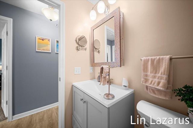 4868 Ausable River Drive, City Of Wyoming, MI 49418