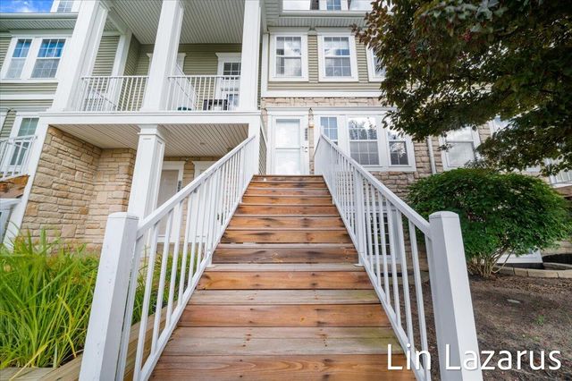 4868 Ausable River Drive, City Of Wyoming, MI 49418