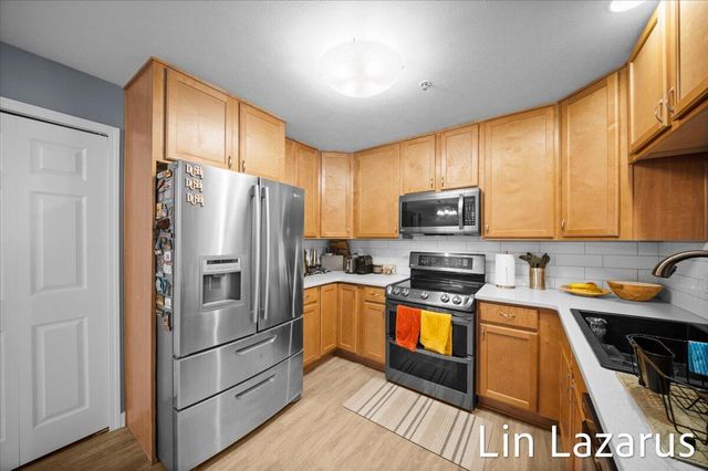 4868 Ausable River Drive, City Of Wyoming, MI 49418