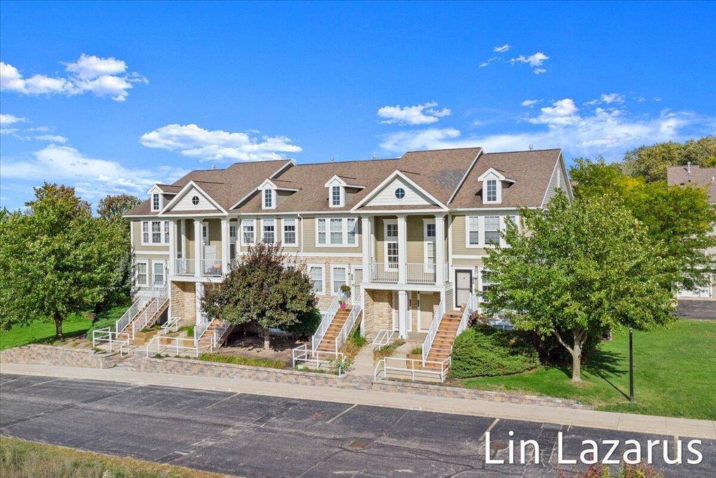 4868 Ausable River Drive, City Of Wyoming, MI 49418