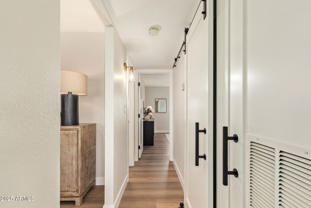 4201 E CAMELBACK Road 14, Phoenix, AZ 85018