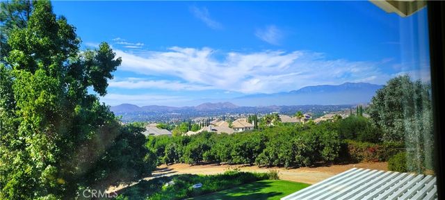 10851 Orchard View Lane, Riverside, CA 92503