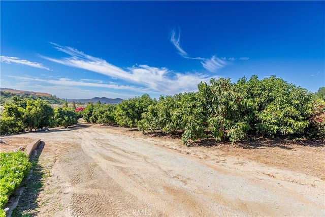 10851 Orchard View Lane, Riverside, CA 92503