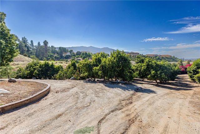 10851 Orchard View Lane, Riverside, CA 92503