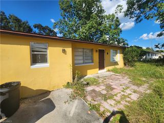 13432 1st ST, Fort Myers, FL 33905