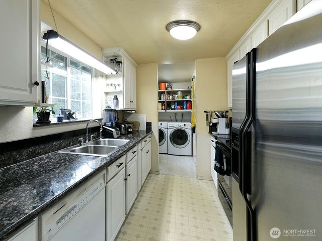 25500 151st Place SE, Covington, WA 98042