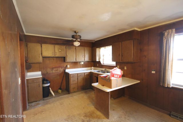 111 Smokey Run Rd., Tellico Plains, TN 37385