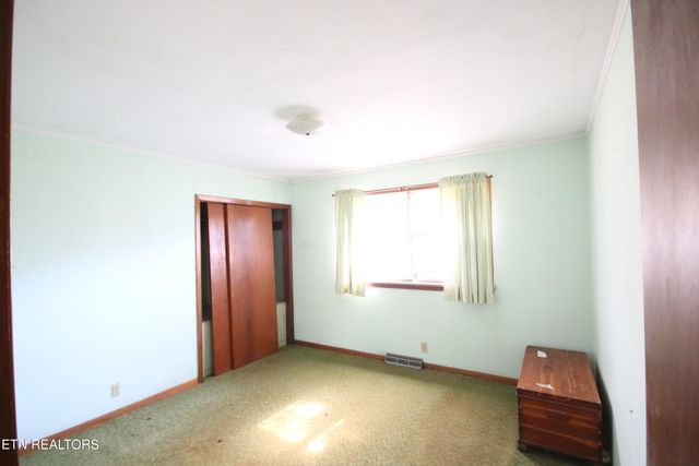 111 Smokey Run Rd., Tellico Plains, TN 37385