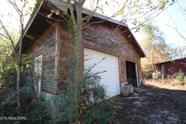 111 Smokey Run Rd., Tellico Plains, TN 37385