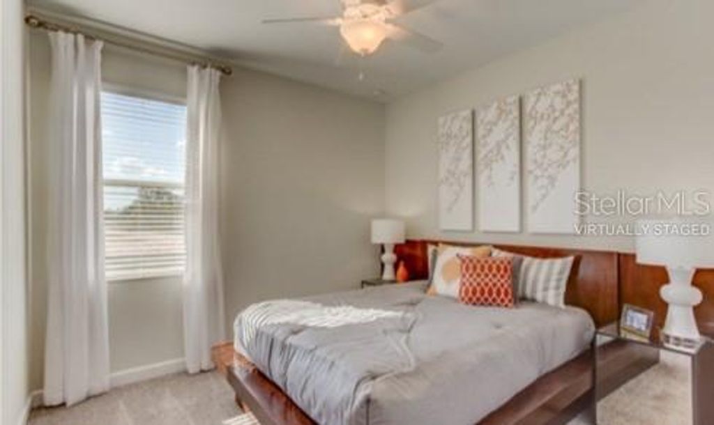 Image 7 of property listing at 2404 VOLUNTEER AVENUE, Kissimmee, FL 34744