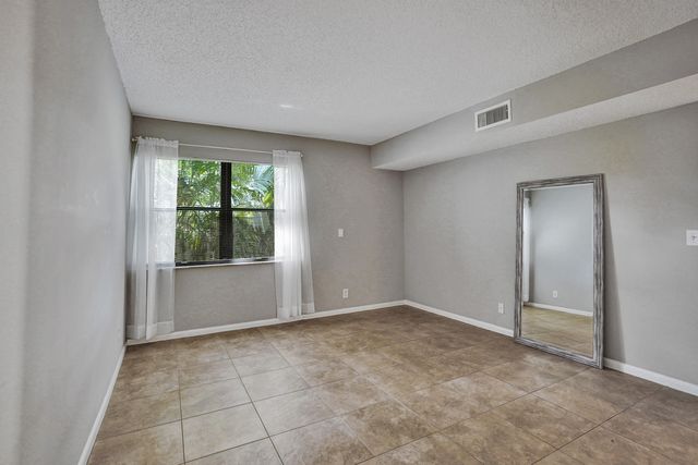 2906 SW 21st Terrace 31b2, Delray Beach, FL 33445