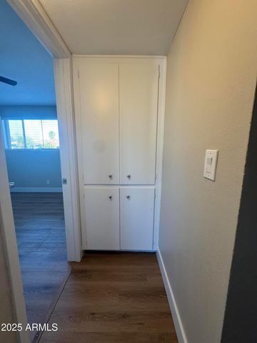 2020 E Arbor Avenue, Mesa, AZ 85204