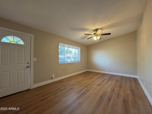 2020 E Arbor Avenue, Mesa, AZ 85204