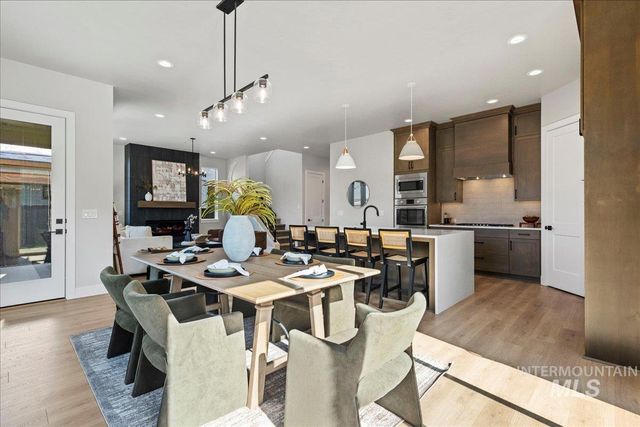 985 W Malbar St., Meridian, ID 83646