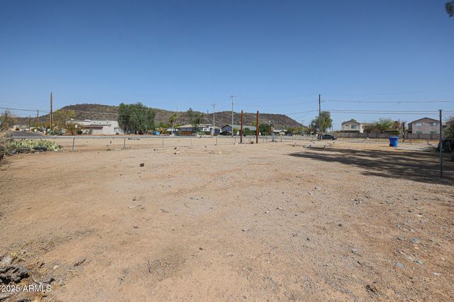 2971 W Foothill Drive 1, Phoenix, AZ 85027