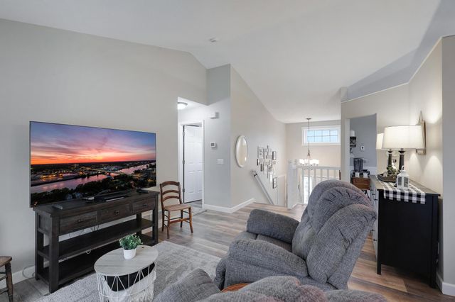 9233 Prestwick Terrace N, Brooklyn Park, MN 55443