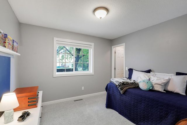 9233 Prestwick Terrace N, Brooklyn Park, MN 55443