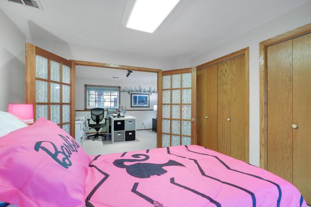 9233 Prestwick Terrace N, Brooklyn Park, MN 55443