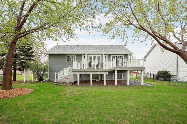 9233 Prestwick Terrace N, Brooklyn Park, MN 55443