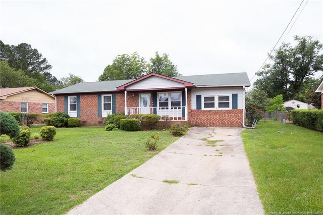 304 Longhorn Drive, Fayetteville, NC 28303