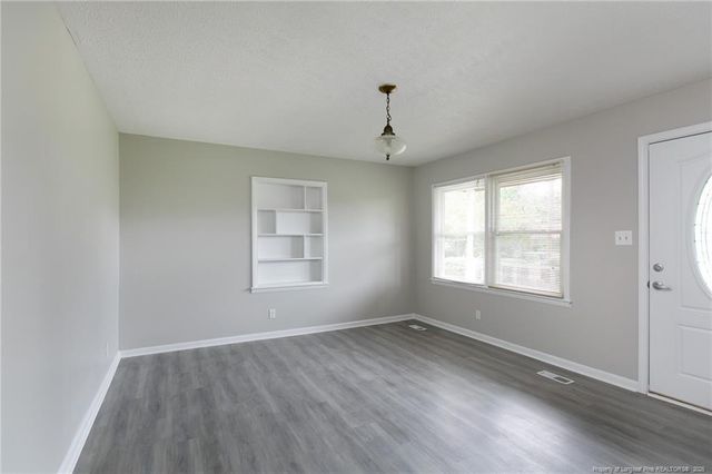 304 Longhorn Drive, Fayetteville, NC 28303