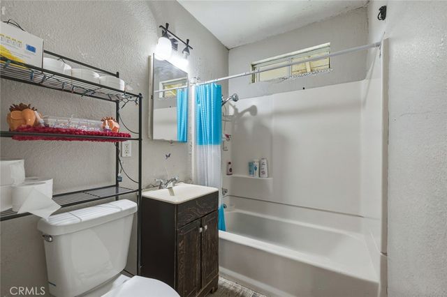 4032 W Valencia Drive, Fullerton, CA 92833