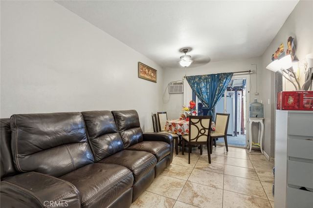 4032 W Valencia Drive, Fullerton, CA 92833