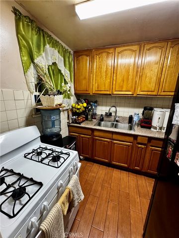 4032 W Valencia Drive, Fullerton, CA 92833