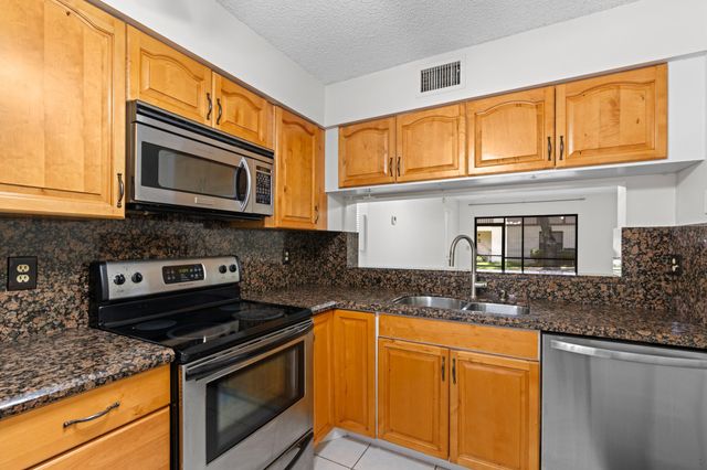 3129 Millwood Terrace 1380, Boca Raton, FL 33431