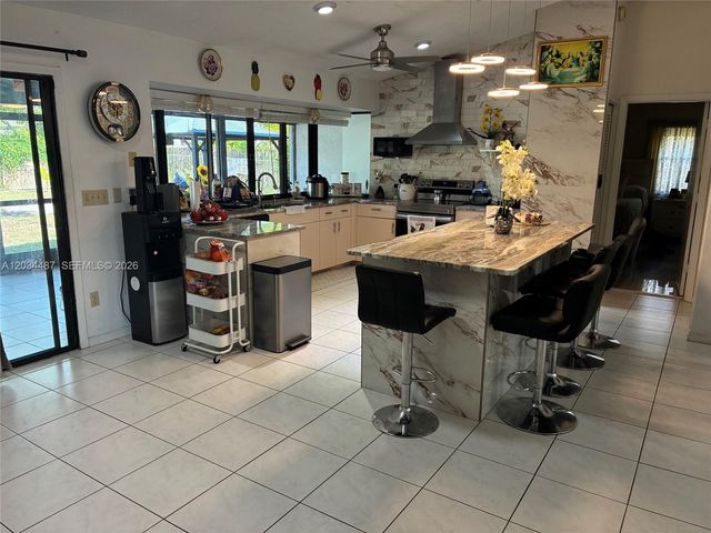 1513 SW Apricot Rd, Port St. Lucie, FL 34953