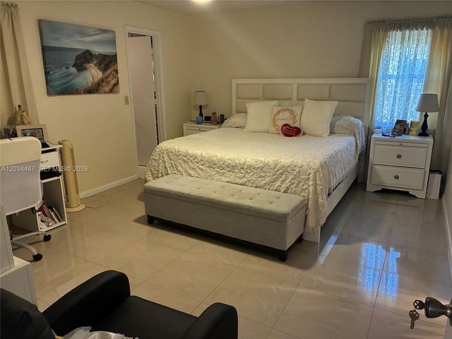 1513 SW Apricot Rd, Port St. Lucie, FL 34953