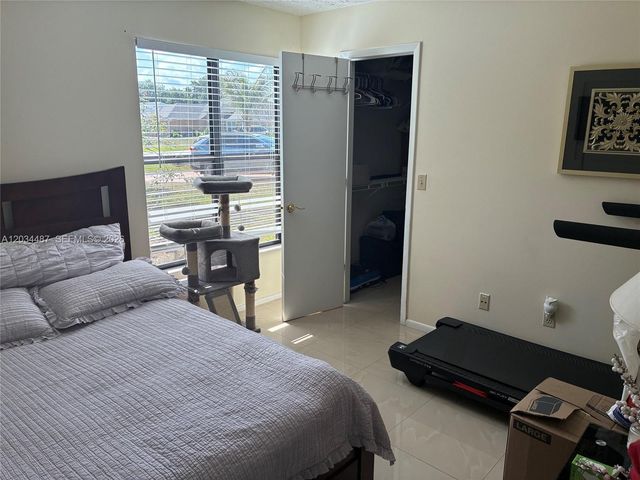 1513 SW Apricot Rd, Port St. Lucie, FL 34953