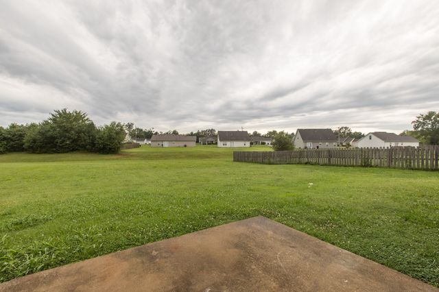 1525 Passage Dr, Murfreesboro, TN 37130