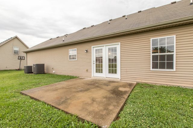 1525 Passage Dr, Murfreesboro, TN 37130