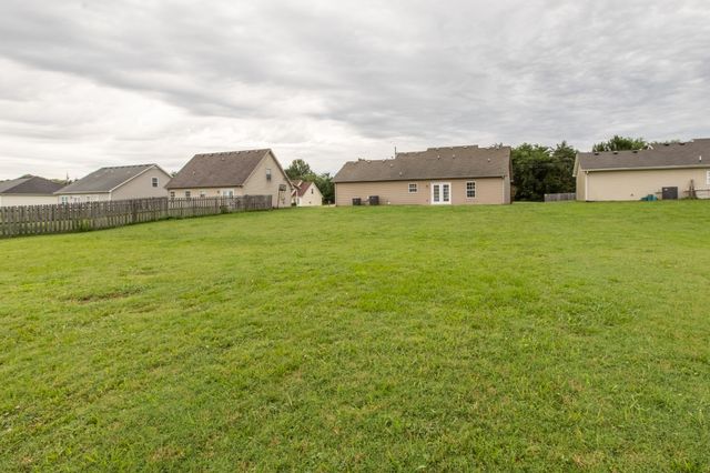 1525 Passage Dr, Murfreesboro, TN 37130