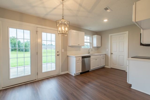 1525 Passage Dr, Murfreesboro, TN 37130