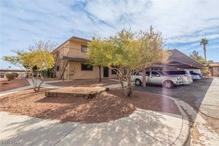 625 South Royal Crest Circle 23, Las Vegas, NV 89169