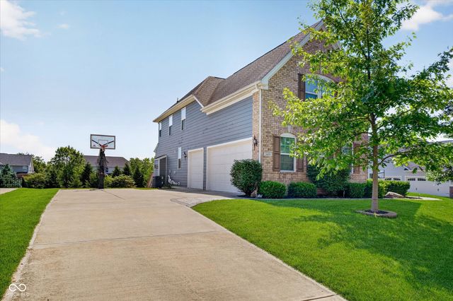 14459 New Garden Lane, Carmel, IN 46033