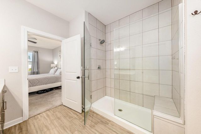 W242N5607 Simona COURT, Sussex, WI 53089