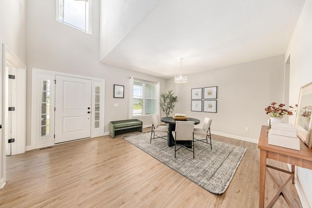 W242N5607 Simona COURT, Sussex, WI 53089