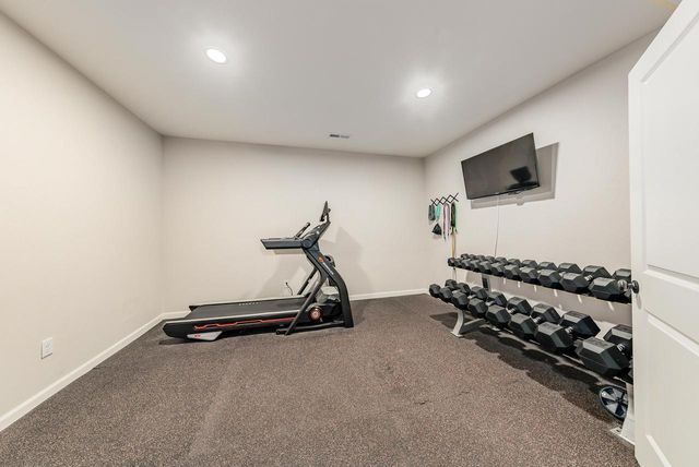 W242N5607 Simona COURT, Sussex, WI 53089