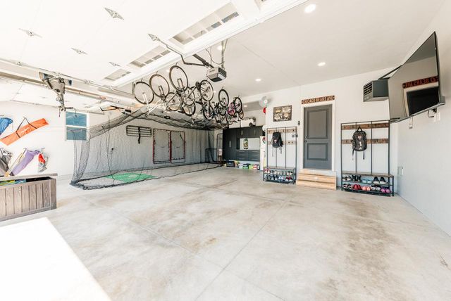 W242N5607 Simona COURT, Sussex, WI 53089