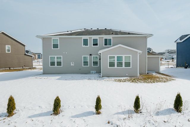 W242N5607 Simona COURT, Sussex, WI 53089