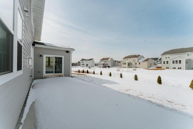 W242N5607 Simona COURT, Sussex, WI 53089