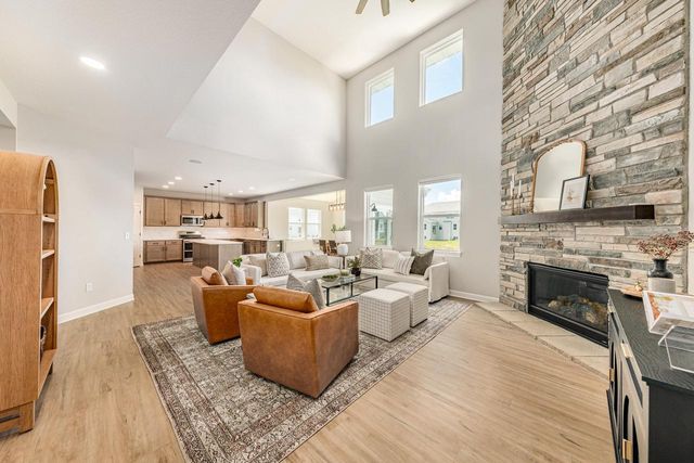 W242N5607 Simona COURT, Sussex, WI 53089