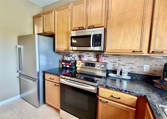 1720 RETREAT VIEW CIRCLE, Sanford, FL 32771
