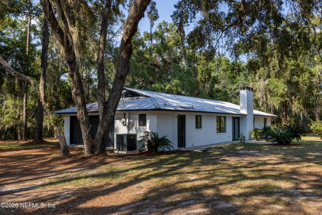 8453 NITTANY Drive, Melrose, FL 32666