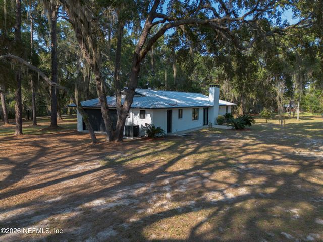 8453 NITTANY Drive, Melrose, FL 32666